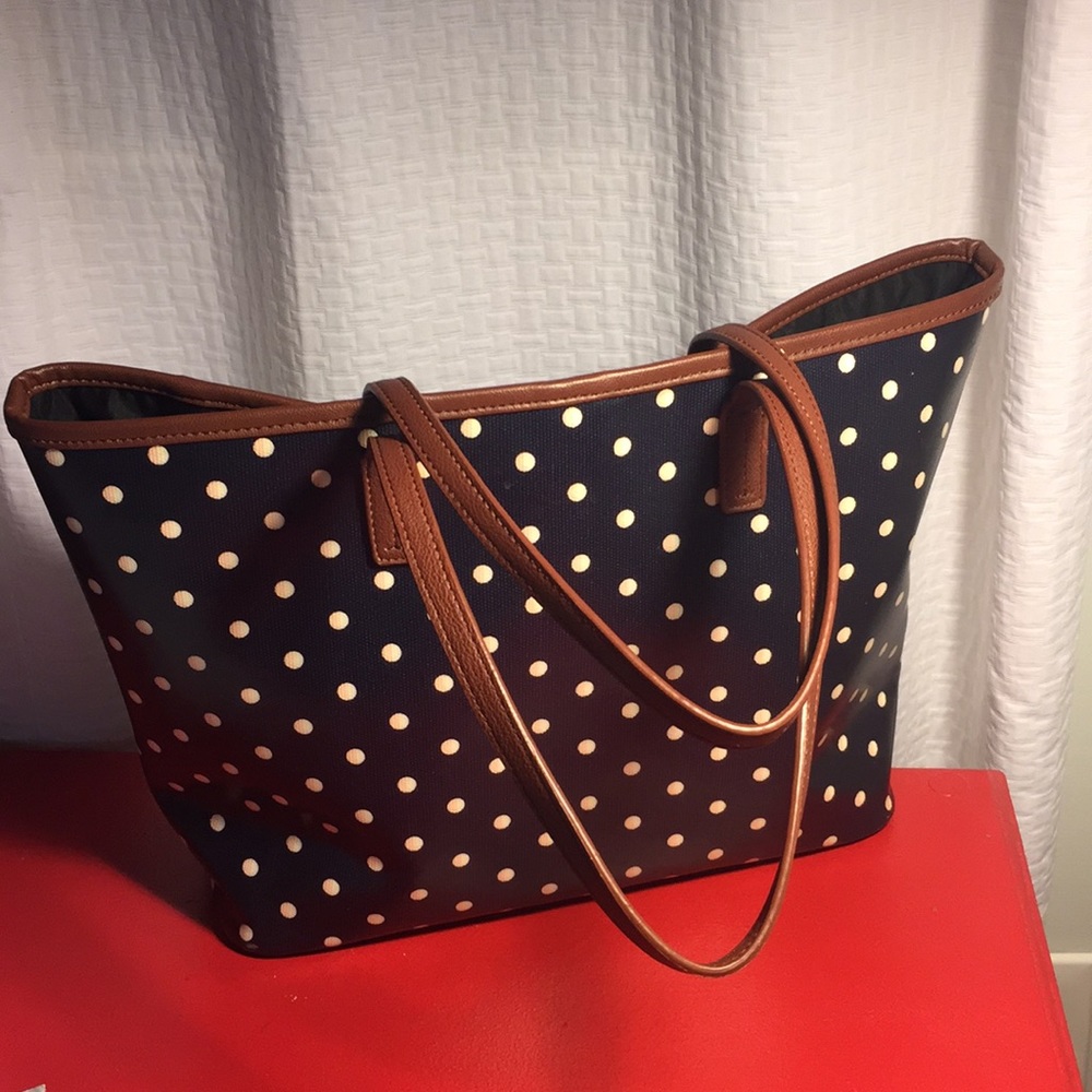 Meet your Posher, Claire